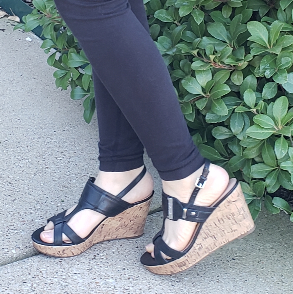 Unisa black wedge heels